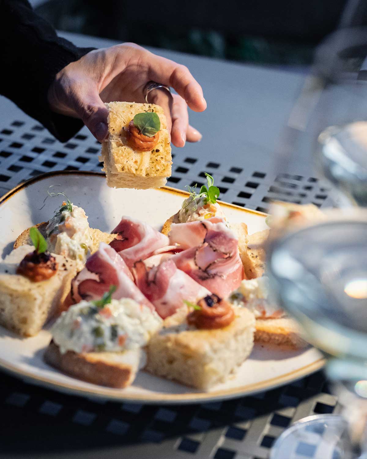 Il nostro Wine Bar è il luogo dove i sapori si raccontano