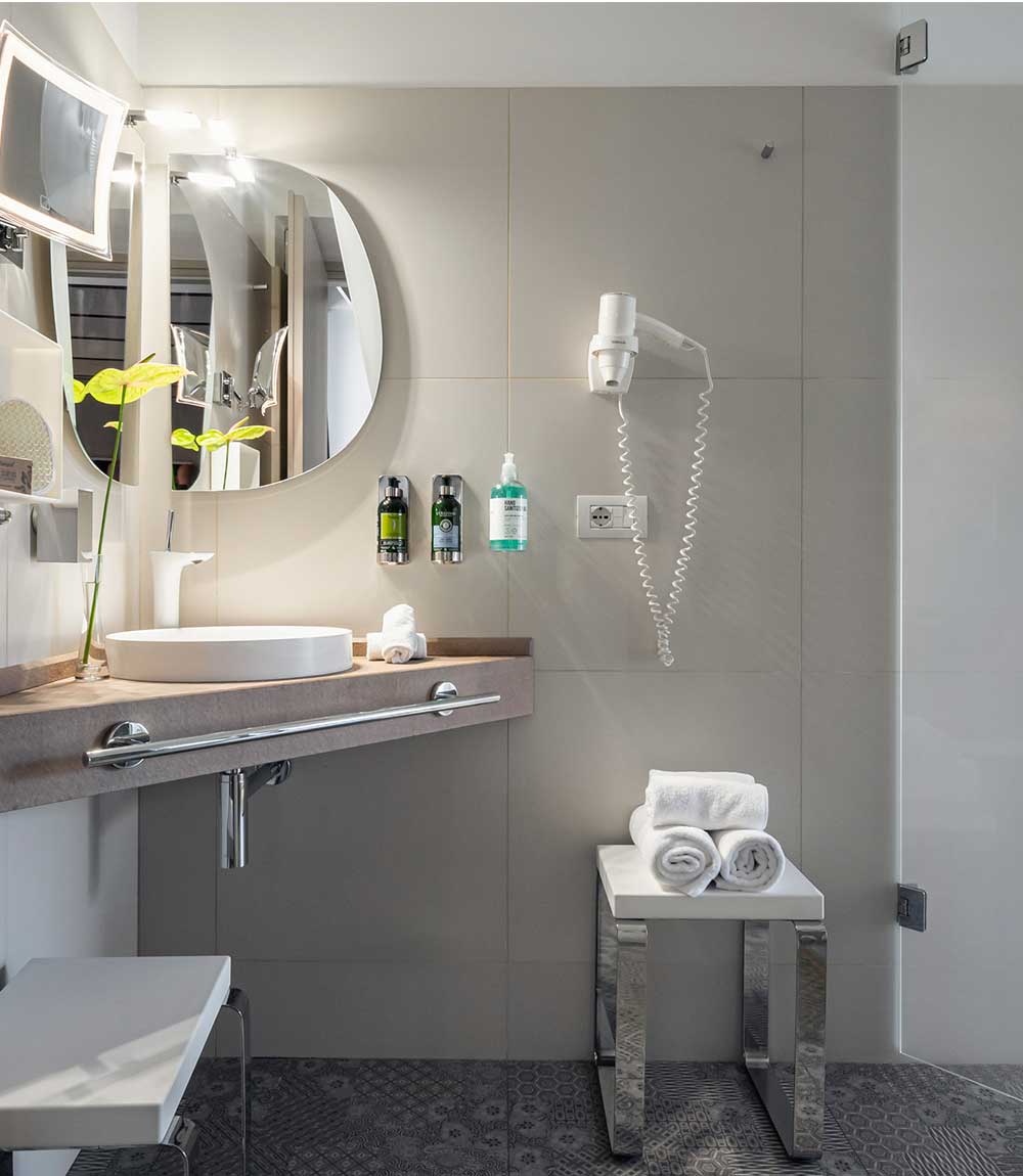 Camera Deluxe Nebbiolo