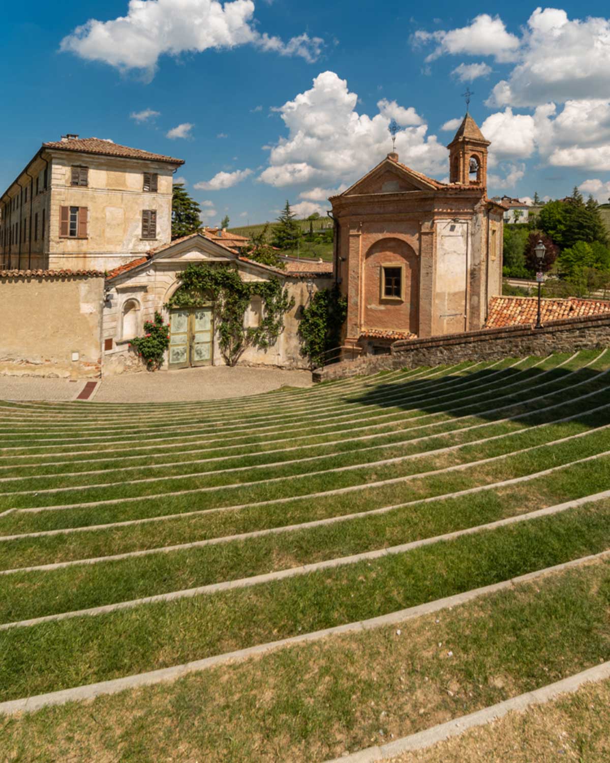 15’ di auto dal centro di Alba, Bra e Monforte