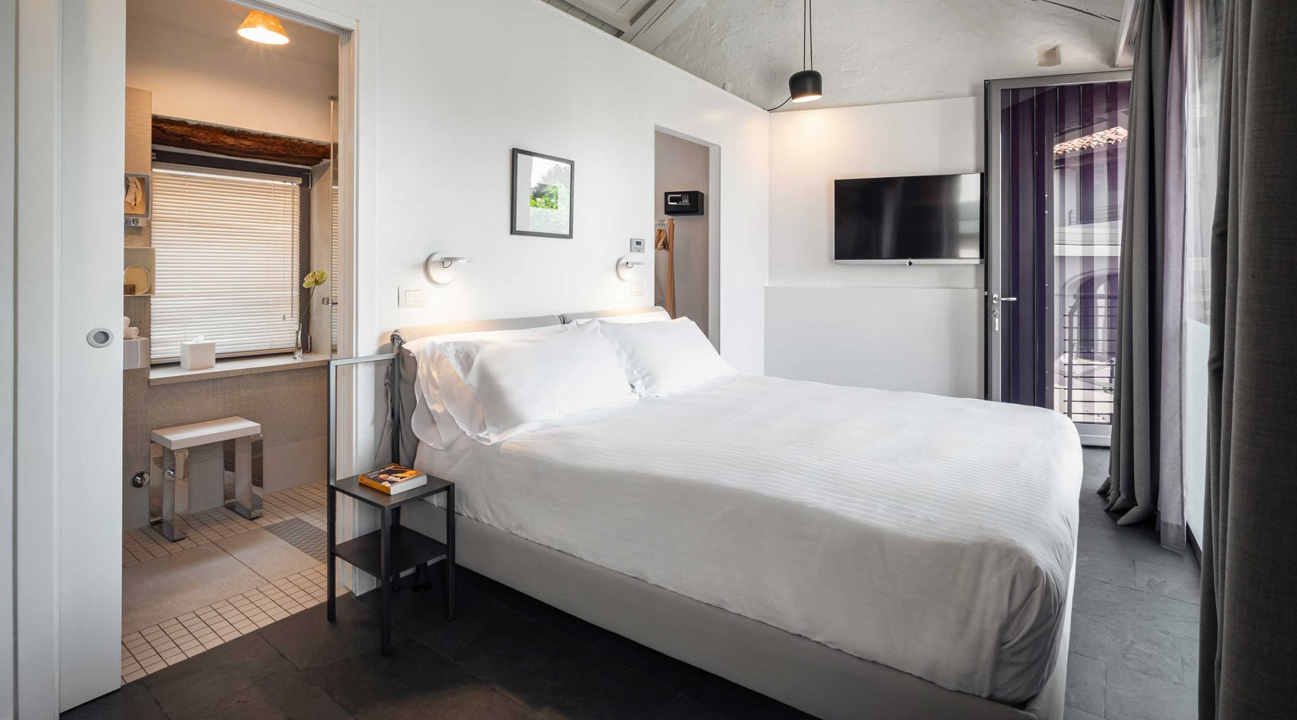 Camera Superior Alta Langa